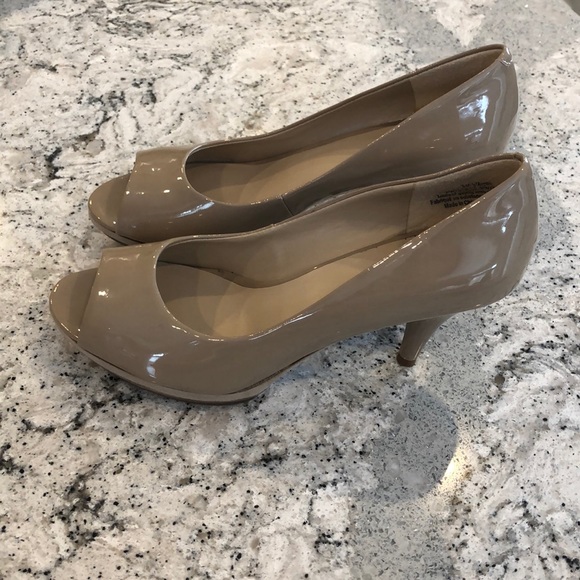 Nine West Open Toe Heel - Picture 2 of 4